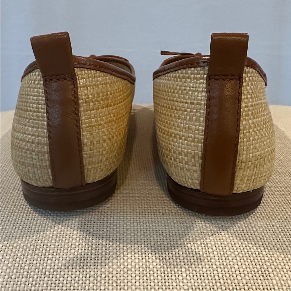 J. McLaughlin Tan Woven Ballet Flats with Brown Trim and Bow 9.5 - Picture 2 of 6